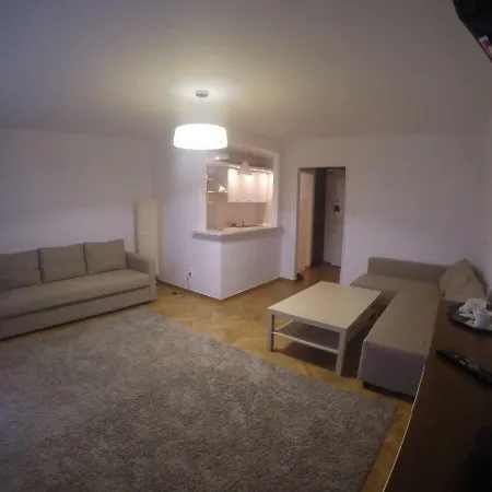 Apartament Waszyngtona 33/98 *